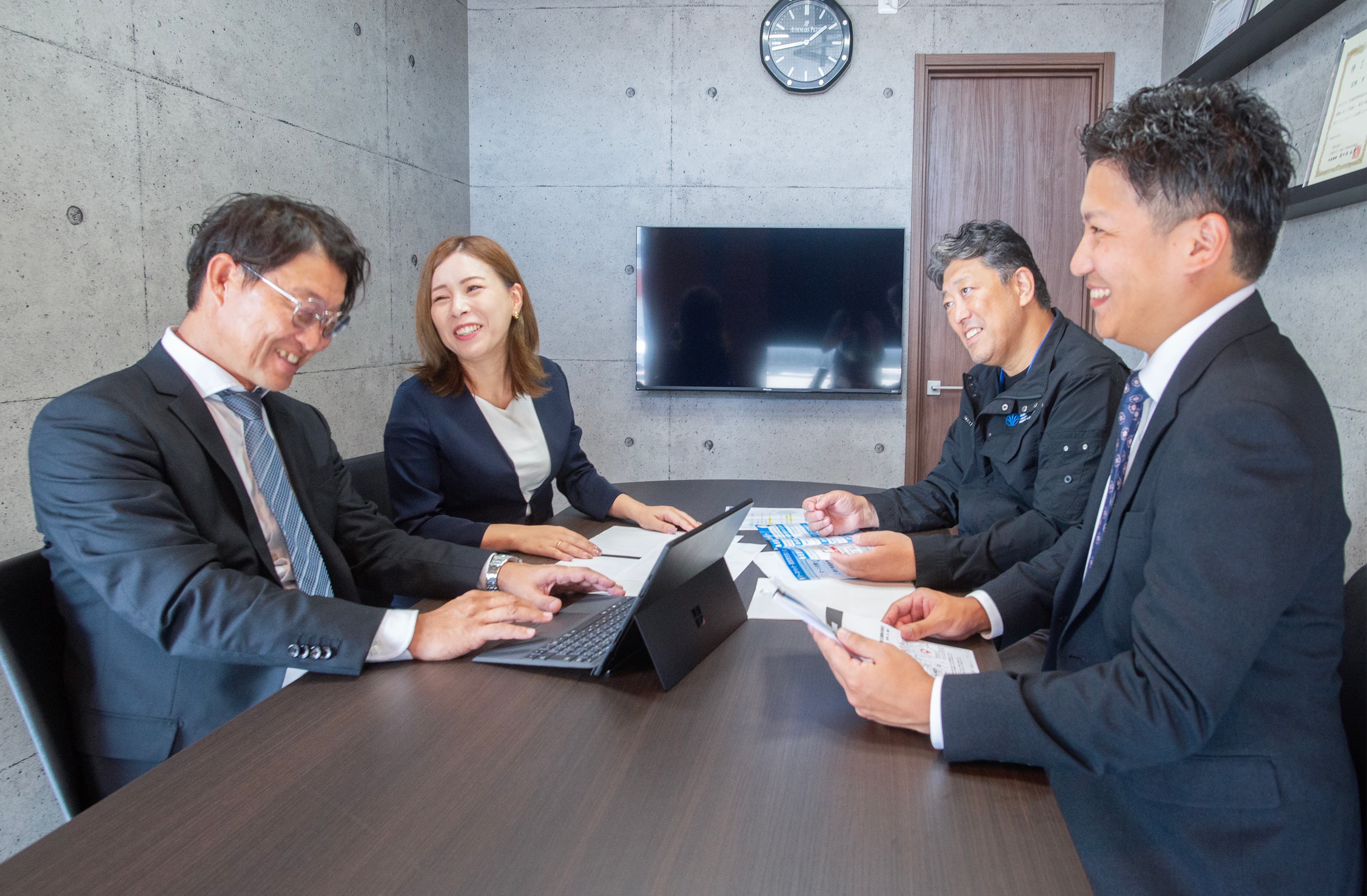 不動産王国株式会社 応接室